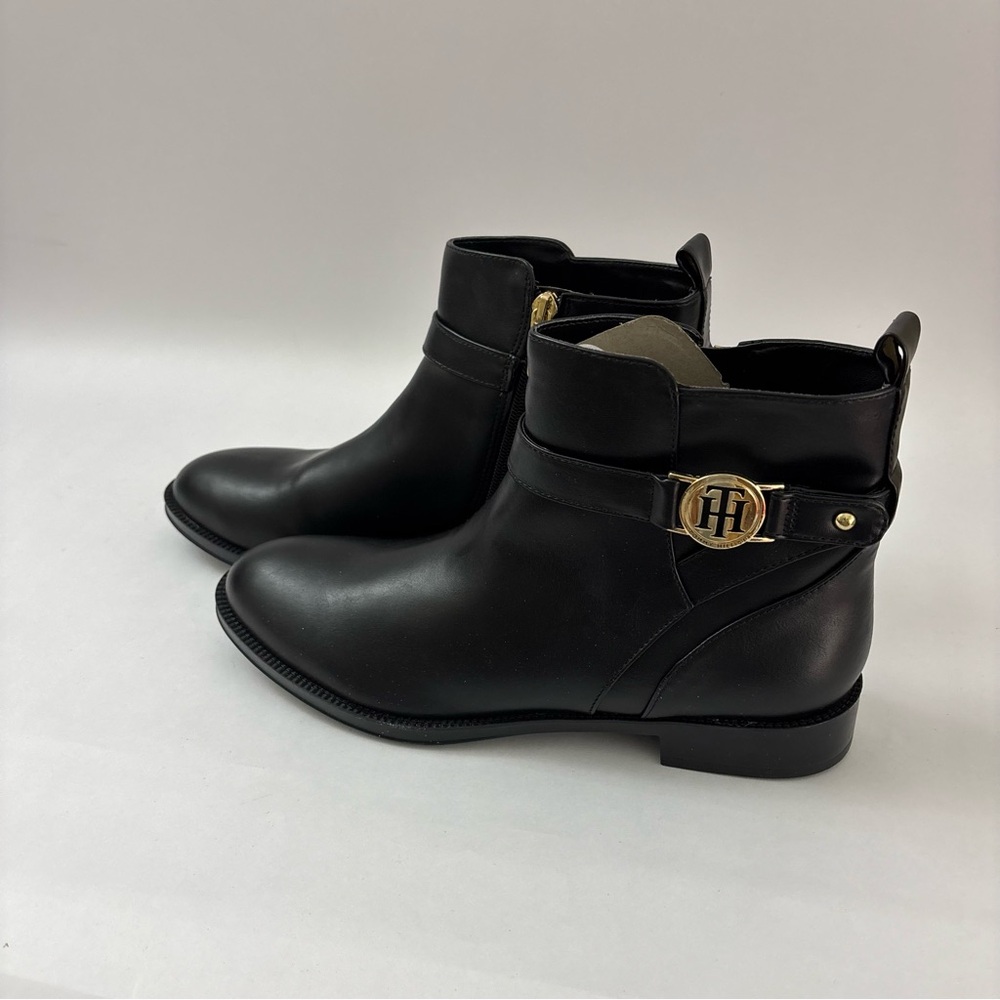 Tommy Hilfiger Rumore Black Leather Buckle Boots BRAND NEW Size 8.5 - Picture 3 of 11